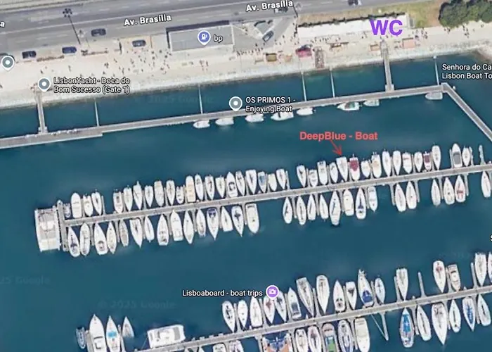 ספינת מלון Deepblue Sail Boat