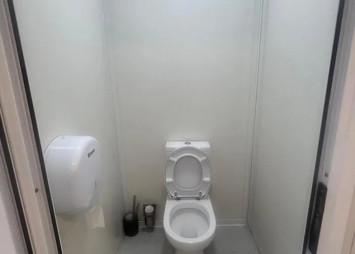 Botel Deepblue Sail Boat Lisboa